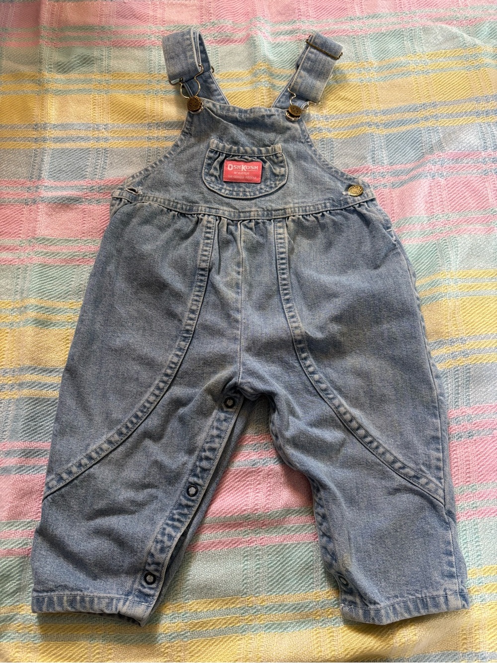🔴 24 month Vintage baby girl pink logo Oshkosh overalls (stained)
